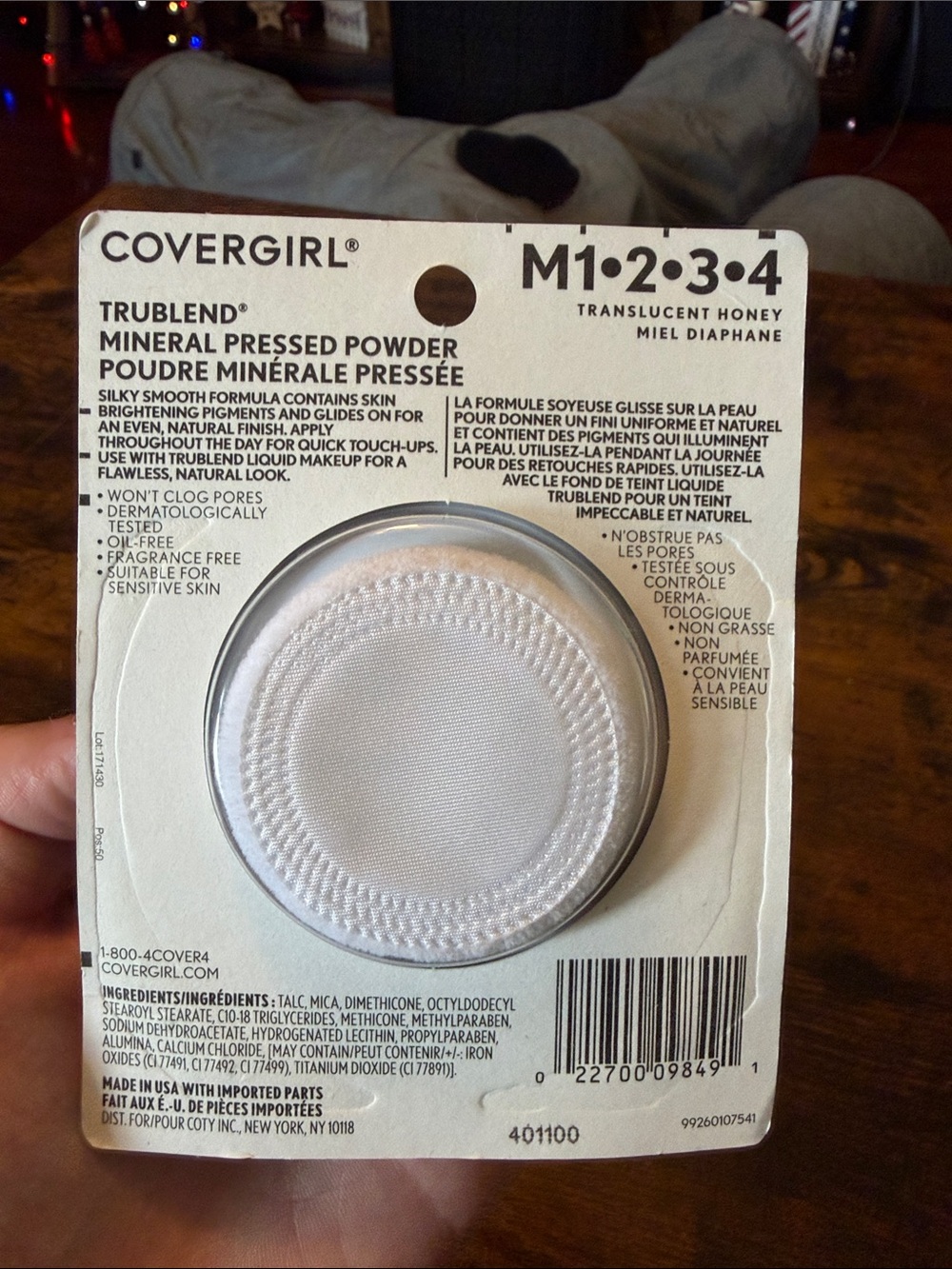 COVERGIRL TruBlend Pressed Mineral Powder — Translucent Honey - Picture 2 of 2
